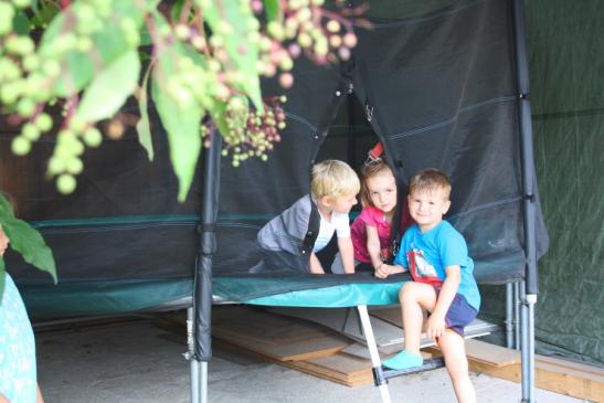 Trampolin in der Halle